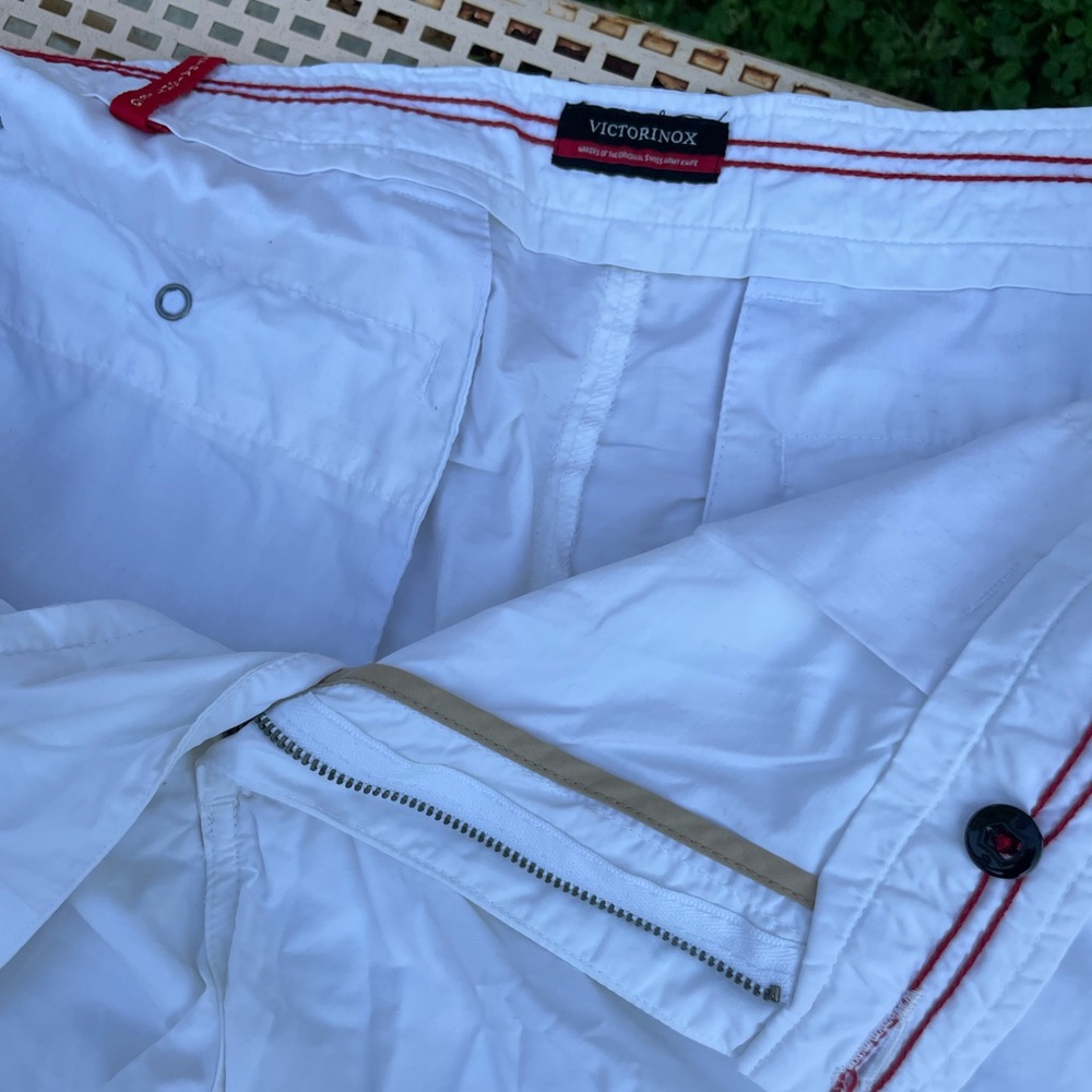 Men’s white Victorinox shorts Sz. 38 - Picture 5 of 10